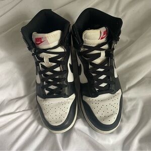 Nike Dunk High Panda